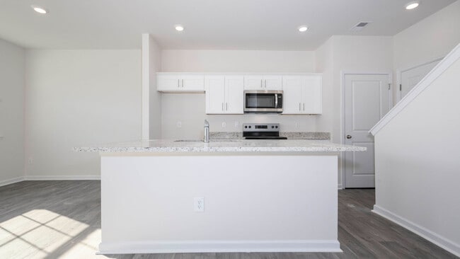 1128 Broholmer Ln, Greensboro, NC 27405 - photo 2