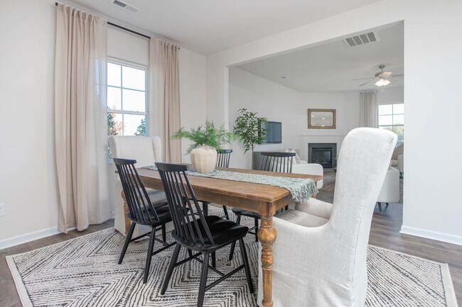 3401 Millennium Dr unit 36204895, Greensboro, NC 27455 - photo 7