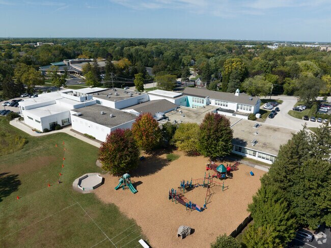 Halfday School is one of the well ranked schools for young learners in the Lincolnshire area.