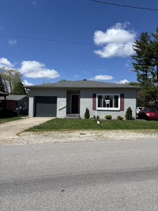 866 Harlan St, Plainfield, IN 46168