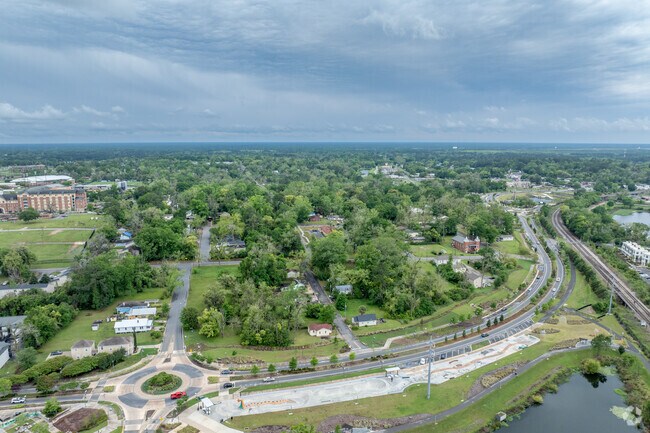 The quiet streets of the FAMU neighborhood sit only minutes from busy Downtown Tallahassee.