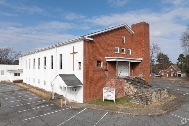 The Walmsley Baptist Church is walkable, located right in the neighborhood.