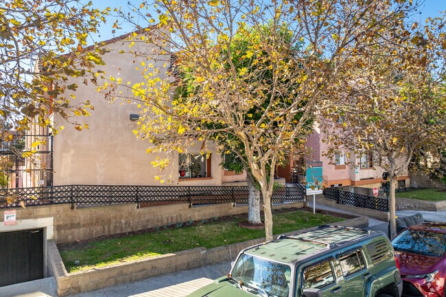 210 Garfield, Glendale, CA 91205 - photo 4