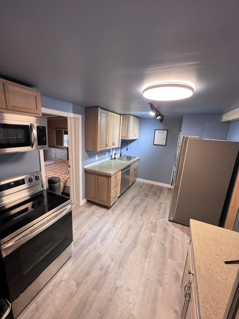 Kitchen Looking Toward Washer and Dryer