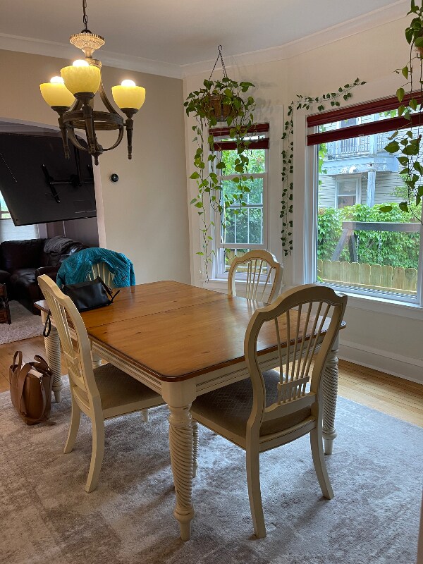 2115-2117-2117 N Newhall St Unit 2115, Milwaukee, WI 53202