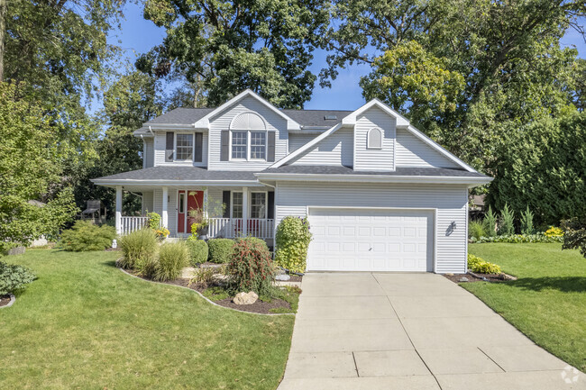 Colonial and other traditional styles can be found in the Briar Crest neighborhood.