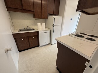 25 Gardner Rd, Brookline, MA 02445