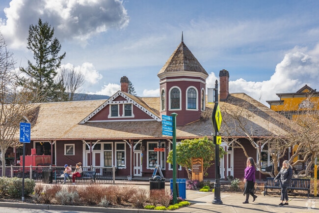 Near Wilderness Rim, you can learn about the region's history at the Northwest Railway Museum.