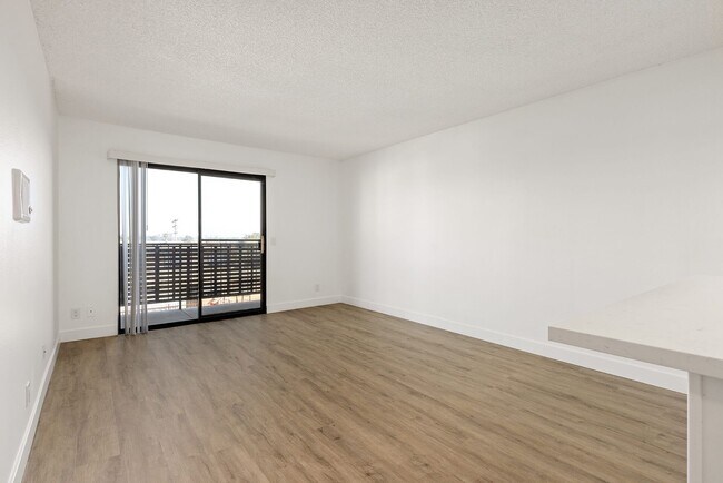 The Hills at Fashion Valley, San Diego, CA 92111 - photo 5