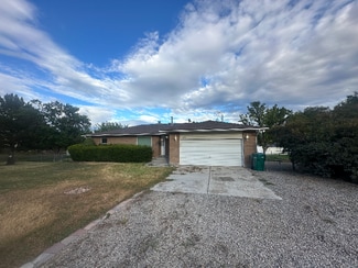 13331 S Trestle Ln, Riverton, UT 84065