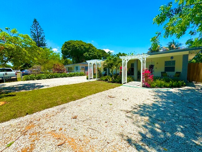 941 SW 29th St unit W, Fort Lauderdale, FL 33315 - photo 2