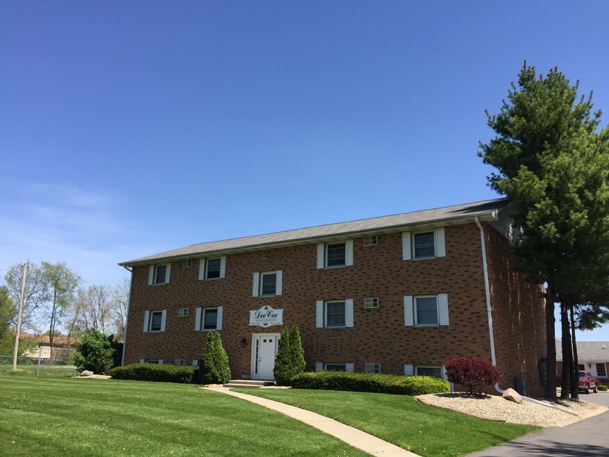 2930 Albright 2930 Albright Rd, Kokomo, IN