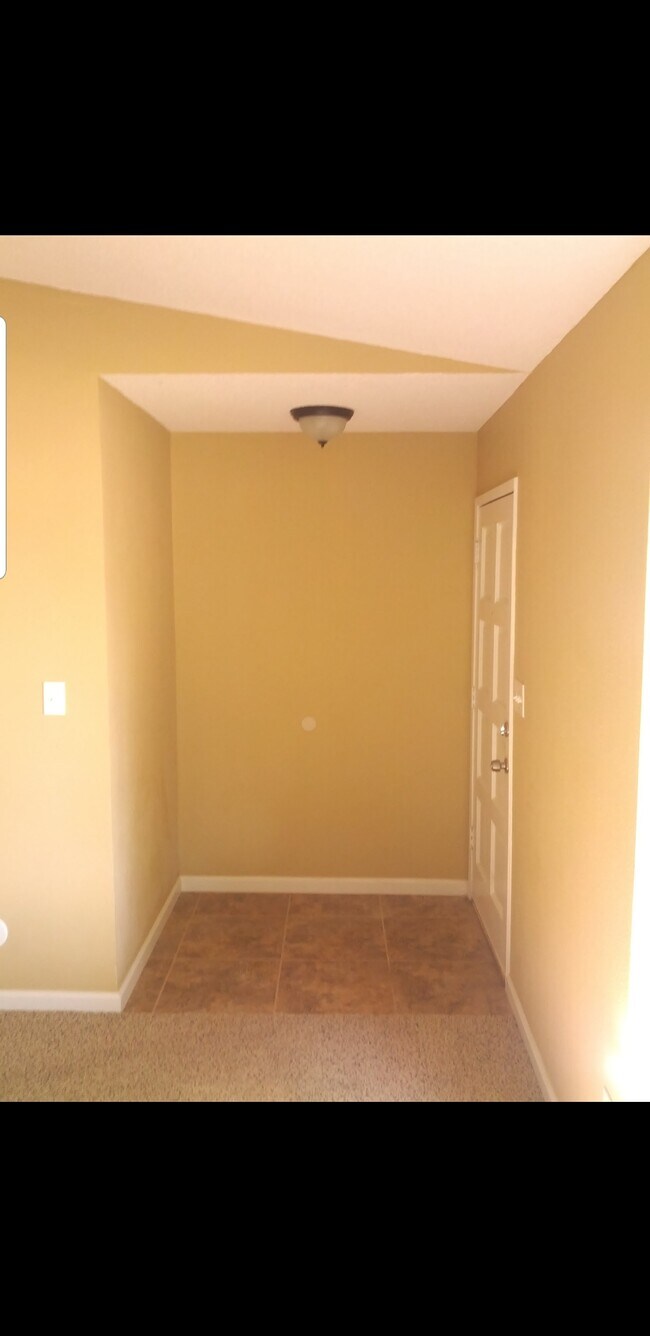 1313 Floyd Ave unit North Lake Condomini, Modesto, CA 95355 - photo 6