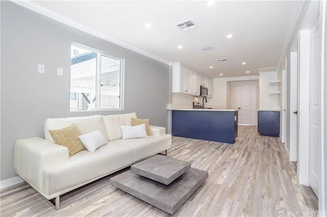 13268 Judd St unit 13268 JUDD, Pacoima, CA 91331 - photo 4