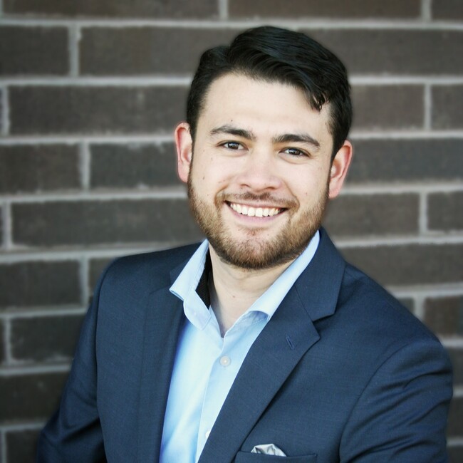 Agent Photo