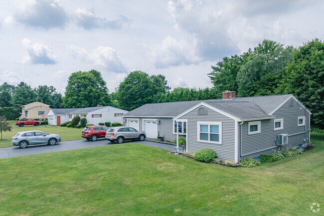 Locals of Mendon can choose from a wide range of single family homes throughout the residential streets.