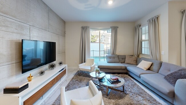 1568 Plunker Dr, Davenport, FL 33896 - photo 2