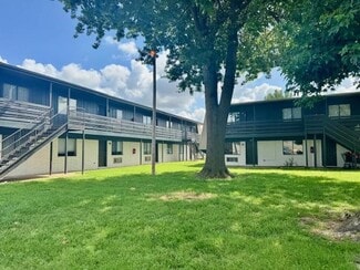 1701 S West End St, Springdale, AR 72764