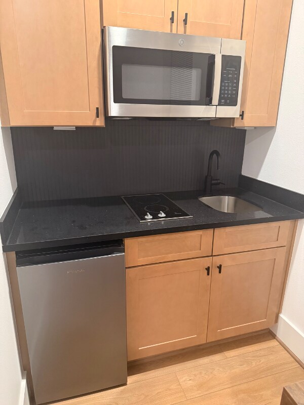 1901 S Victory St, Houston, TX 77088 - photo 1