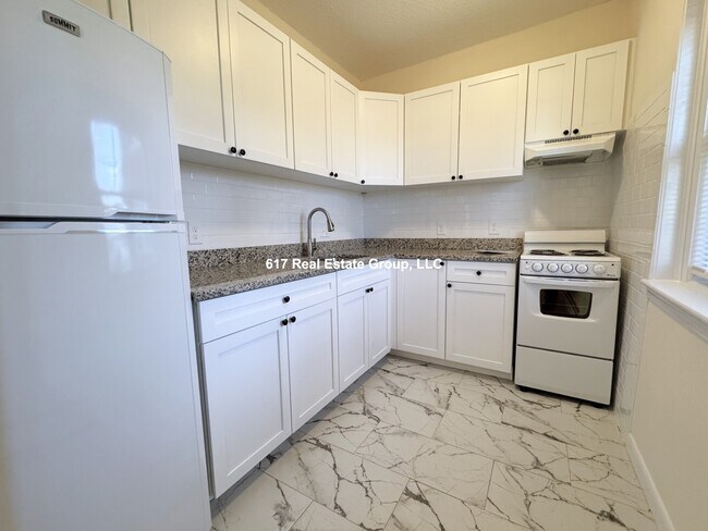 2018 Commonwealth Ave, Brighton, MA 02135 - photo 2