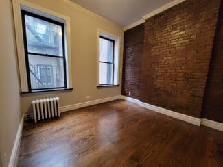 221 E 23rd St Unit 19, New York, NY 10010