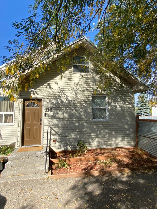138 W Parker Main St, Parker, ID 83438