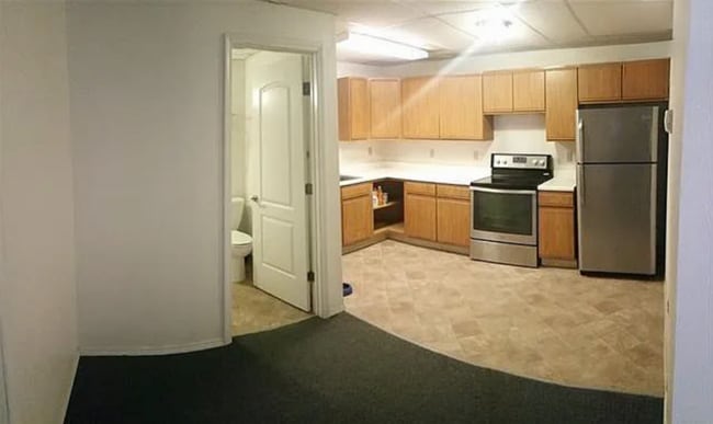3483 Rewak Dr unit 3, Fairbanks, AK 99709 - photo 2