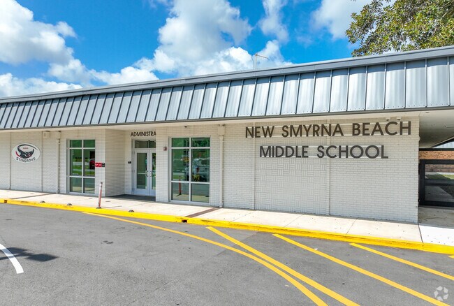 New Smyrna Beach Middle School offers a S.T.E.M. Program for Florida Shores students.