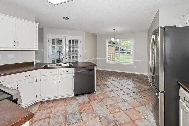 5759 Michaelson Dr, Olive Branch, MS 38654 - photo 7