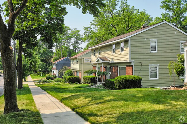 Some of the homes in West Park are also colonial-styled with simpler entryways.