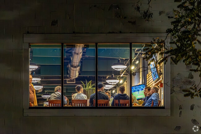 Hampden has nearby cities like Bangor with many dining options.