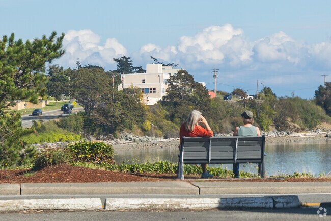 The Olympic Gardens neighborhood has plenty of waterfront areas to relax in.