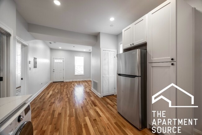 1846 W 18th St unit 3R, Chicago, IL 60608 - photo 2