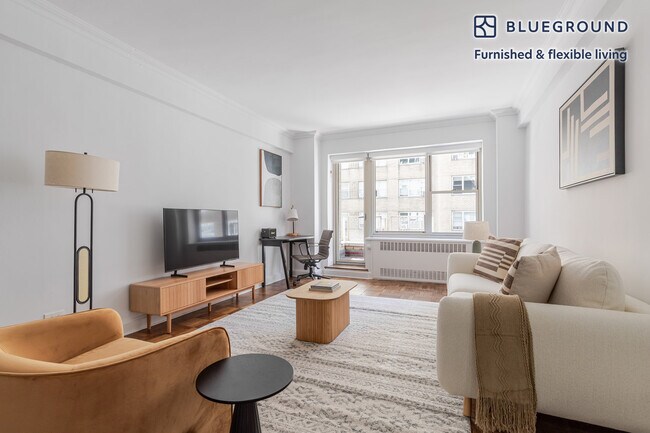 40 Park Ave unit FL4-ID1785, New York, NY 10016 - photo 3