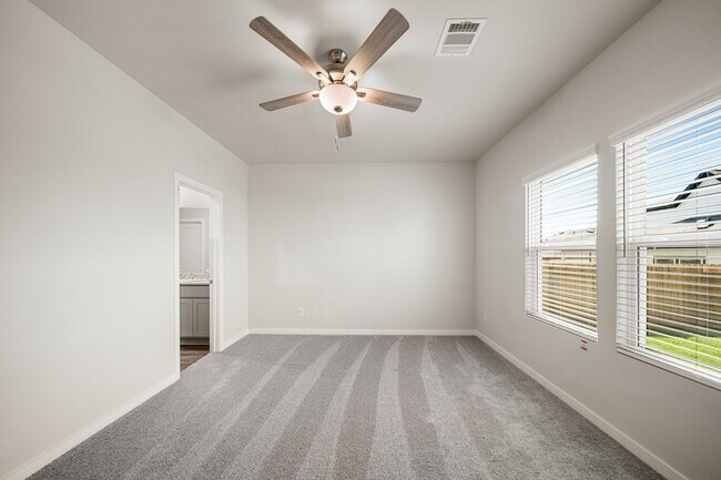 16507 Glowing Embers Dr unit 36582192, Porter Heights, TX 77365 - photo 6