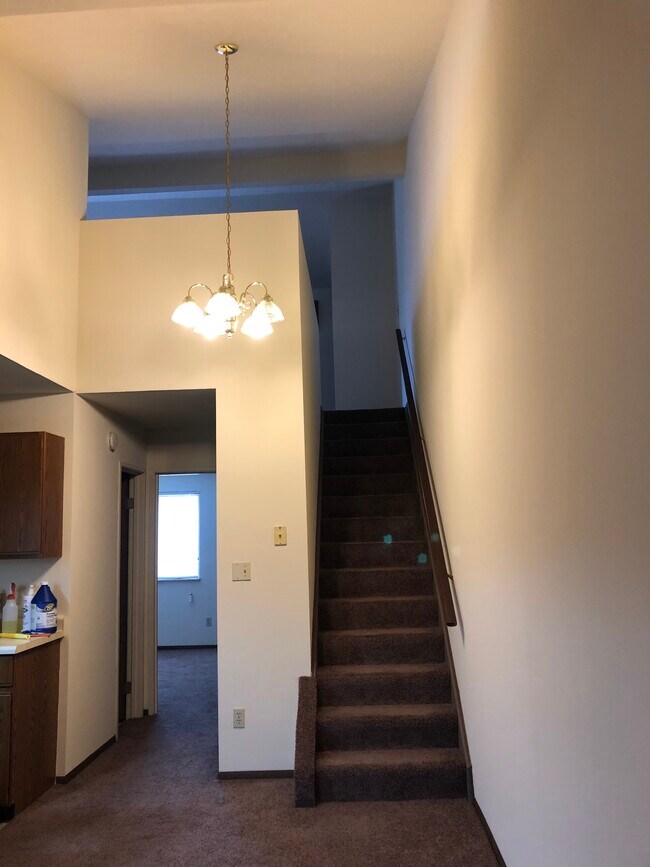 Tudor 2 br. Loft