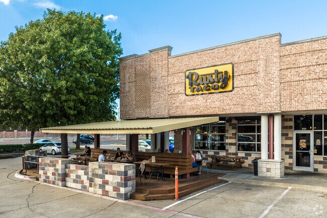 Rusty Taco is a great place to grab a tasty taco near Spring Ridge.