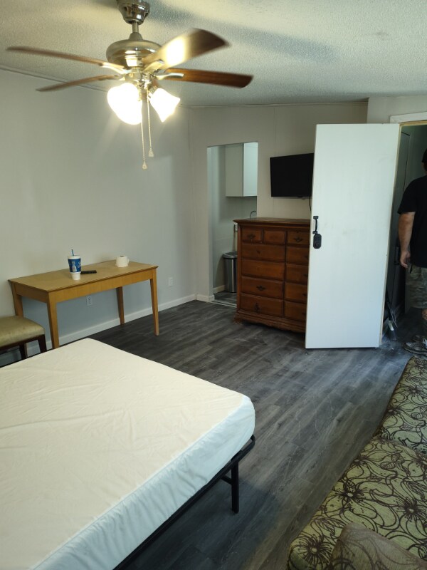 18117 Spangler Ave unit 1, Brooksville, FL 34604 - photo 1