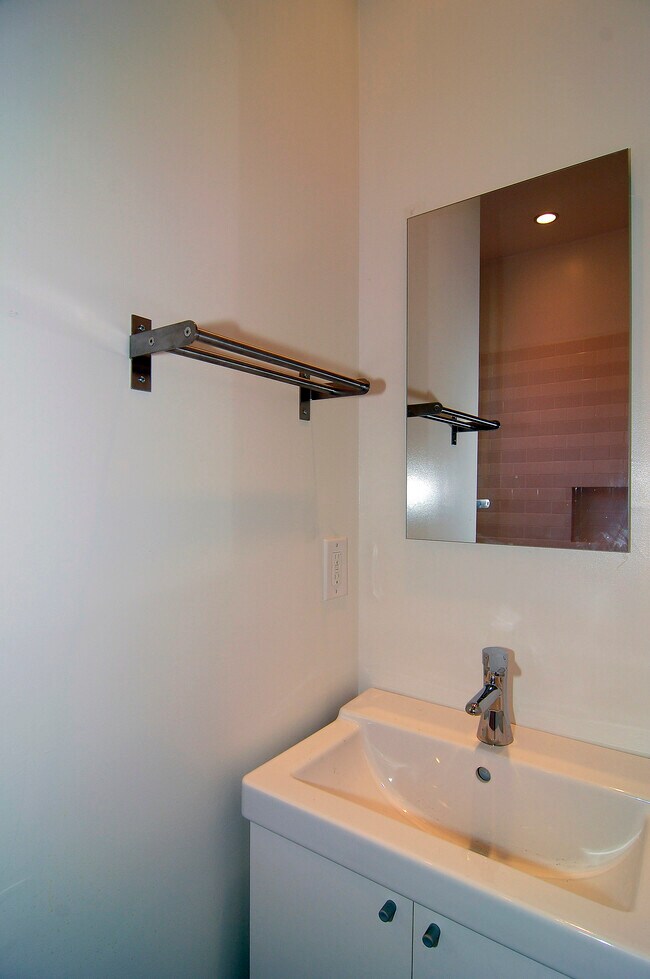 749 Park Rd NW unit 3, Washington, DC 20010 - photo 6