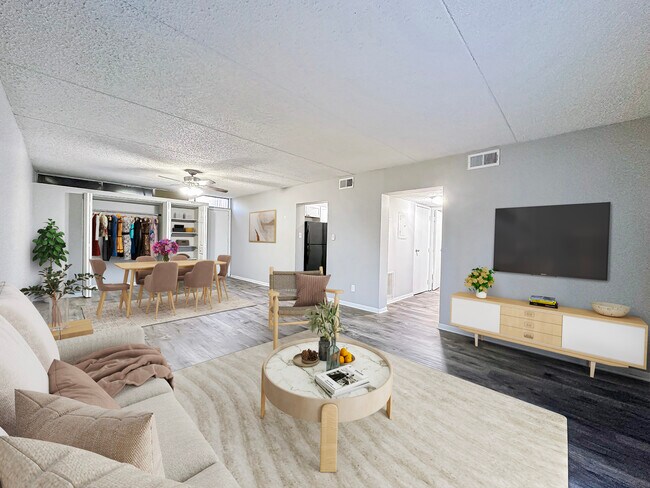 The Hammond Apartments, Knoxville, TN 37909 - photo 2