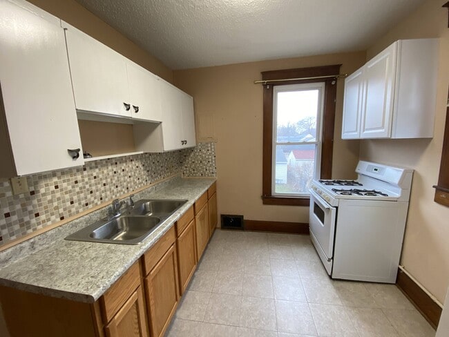 416 8th St, West Des Moines, IA 50265 - photo 4