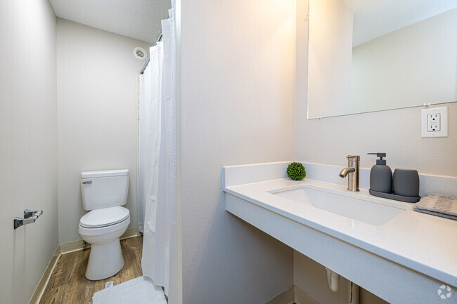 Studio - 400SF - 500SF - Primary Bathroom