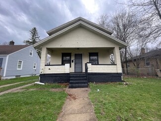 1625 Huey St, South Bend, IN 46628