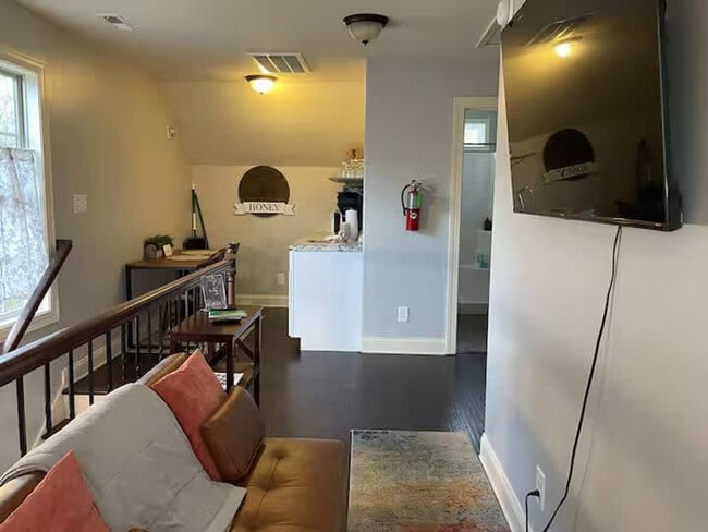 206 E St unit ID1367376P, Clarksville, TN 37042 - photo 3