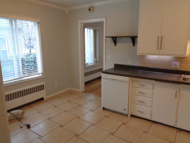 717 S 900 E unit 3, Salt Lake City, UT 84102 - photo 4