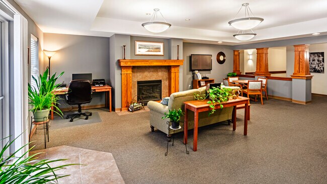 Berkshire Oconomowoc Senior Apartments, Oconomowoc, WI 53066 - photo 4