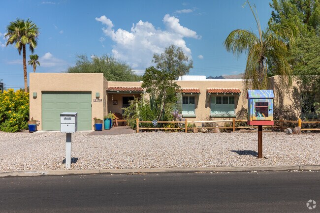 Most of the homes with yards in Shaheen Estates have gravel or zeroscape for yards.