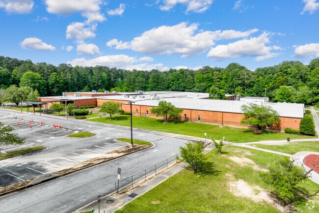 Preparing innovating learners for a dynamic world is the vision of Dowell Elementary School.