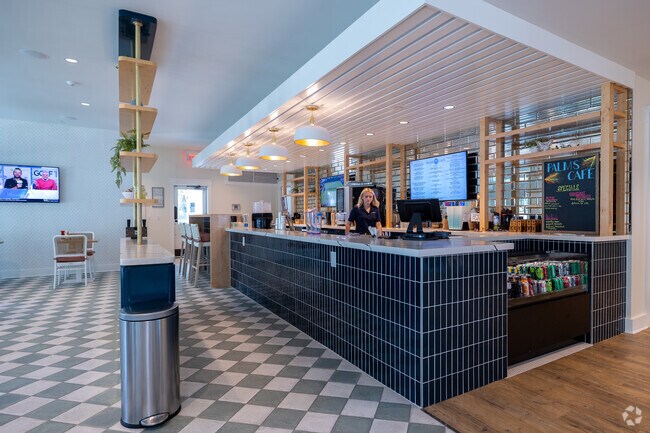 grab a bite for lunch at the Palms cafe