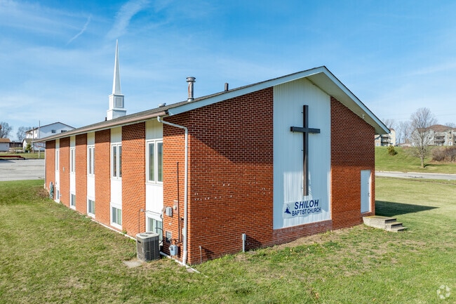 Alabar Hills is home to a diverse religious community, including Shiloh Baptist Church.